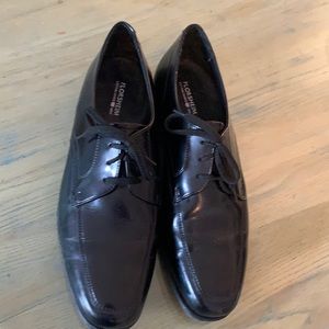 Florsheim men’s black lace shoes